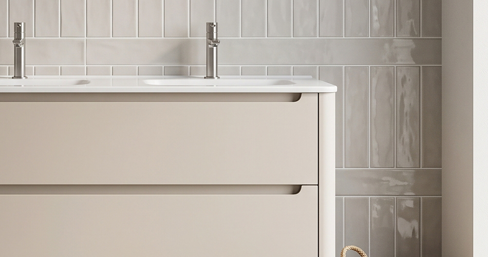 Badkamermeubel met afgeronde hoek in beige